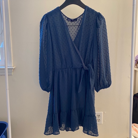 Zara Dresses & Skirts - Zara holiday dress